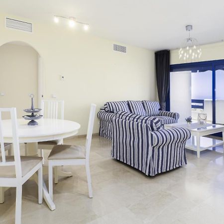 2307-Amazing 2Bedrooms Sea View Pool View Манилва Экстерьер фото