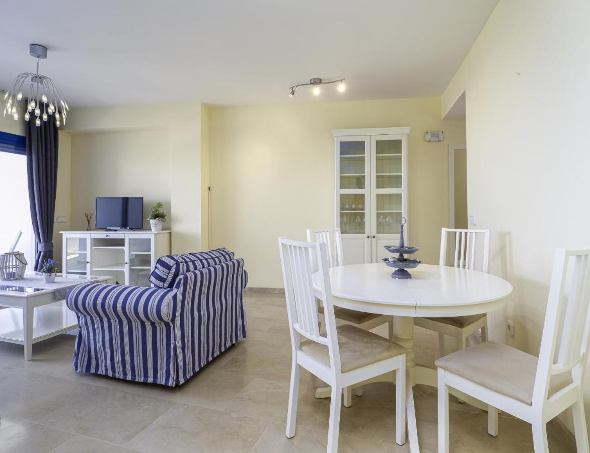 2307-Amazing 2Bedrooms Sea View Pool View Манилва Экстерьер фото