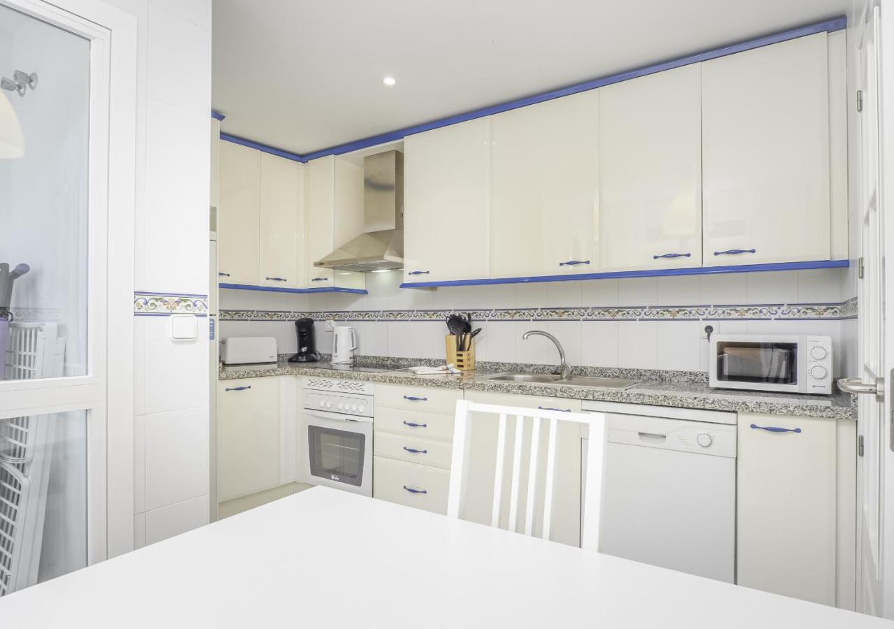 2307-Amazing 2Bedrooms Sea View Pool View Манилва Экстерьер фото