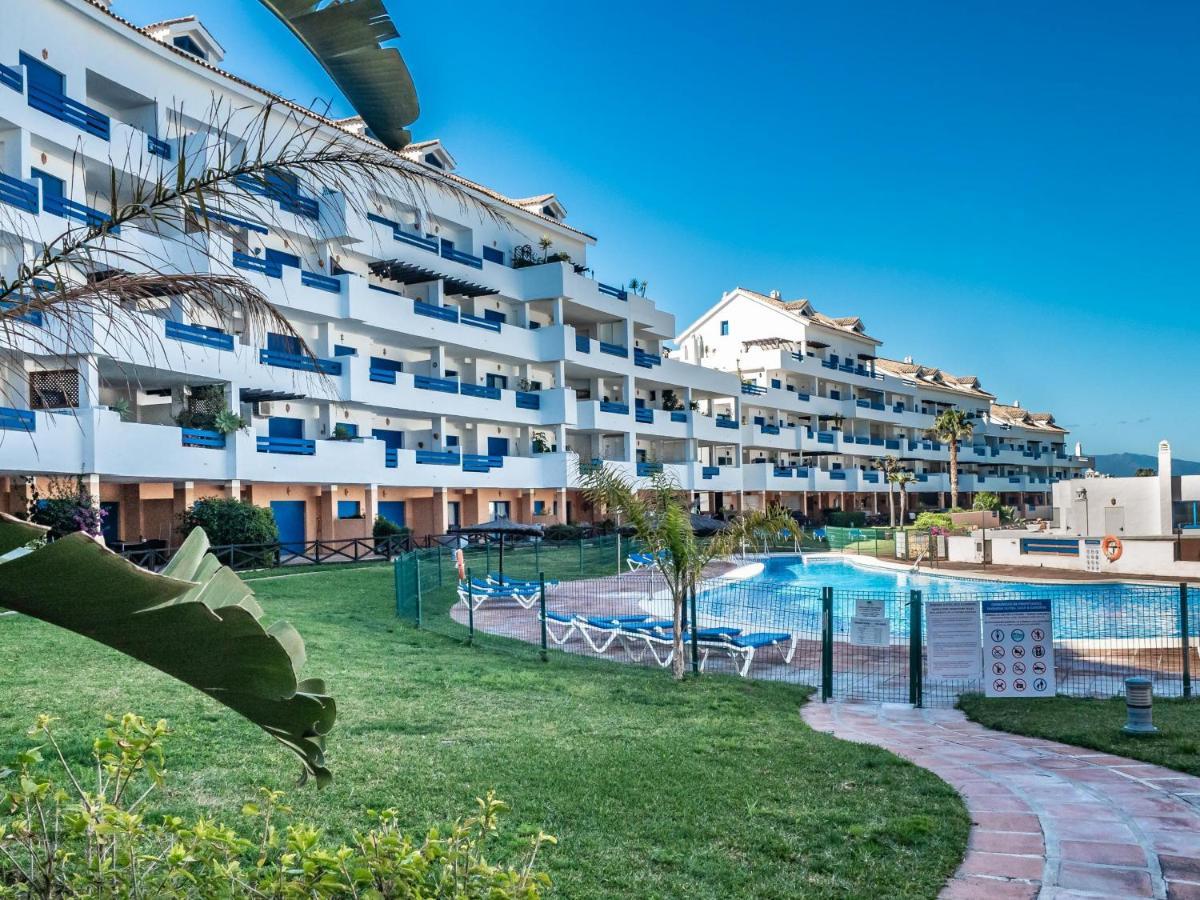 2307-Amazing 2Bedrooms Sea View Pool View Манилва Экстерьер фото